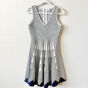 Milly stripe v-neck Dress Size P XS